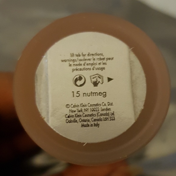 🚫SOLD🚫 Calvin Klein Light Coverage Foundation - Picture 6 of 6